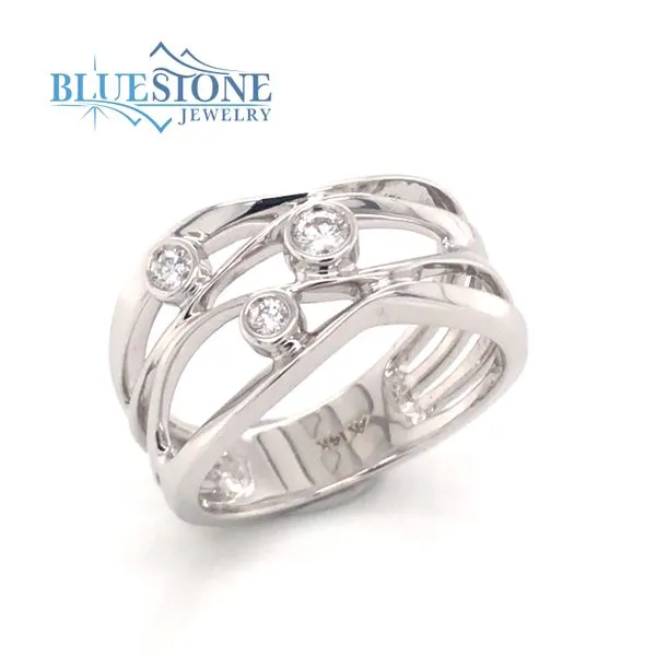 14K White Gold Ring w/ 3 Round Diamonds Image 2 Bluestone Jewelry Tahoe City, CA