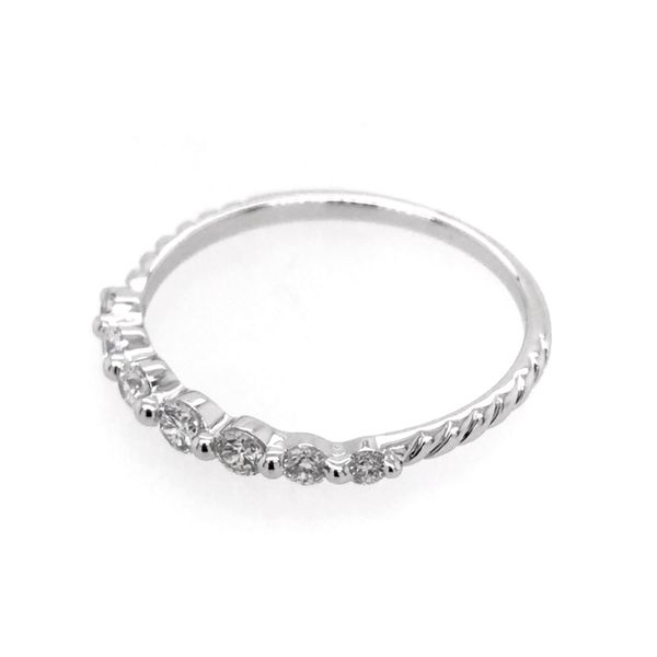 14 Karat White Gold Diamond Ring Image 3 Bluestone Jewelry Tahoe City, CA