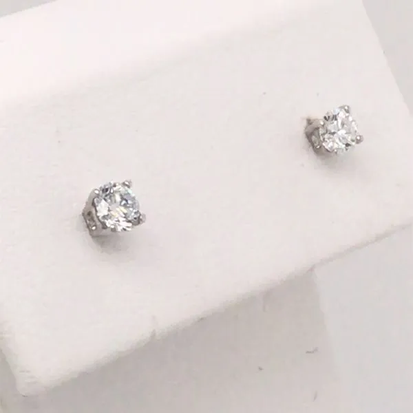 14K White Gold Diamond Stud Earrings at 0.20cttw Image 3 Bluestone Jewelry Tahoe City, CA