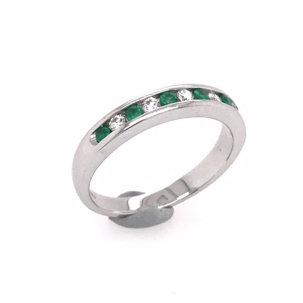 14 Karat White Gold Emerald and Diamond Ring Image 2 Bluestone Jewelry Tahoe City, CA