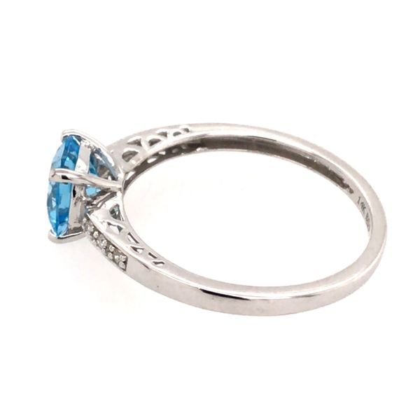 14 Karat White Gold Ring with a Blue Topaz and Diamonds- Size 7.5 Image 4 Bluestone Jewelry Tahoe City, CA