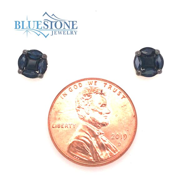 14 Karat Yellow Gold Stud Earrings with 10 Blue Sapphires at 0.95 Cara Image 3 Bluestone Jewelry Tahoe City, CA