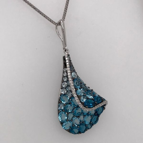 14kt White Gold Pendant w/ London, Sky & Swiss Blue Topaz & Diamonds Image 4 Bluestone Jewelry Tahoe City, CA