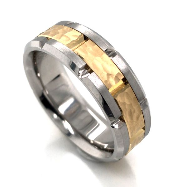 Hammered 18K Yellow Gold & Cobalt Wedding Band at 7.5mm wide. Image 2 Bluestone Jewelry Tahoe City, CA