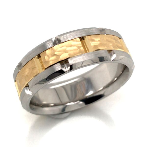 Hammered 18K Yellow Gold & Cobalt Wedding Band at 7.5mm wide. Bluestone Jewelry Tahoe City, CA