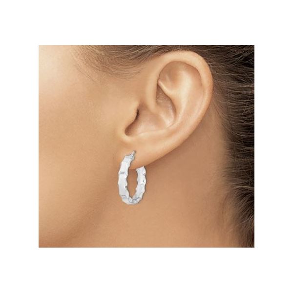 Sterling Silver Rhodium-Plated Scalloped Edge Hoop Earrings Image 3 Bluestone Jewelry Tahoe City, CA