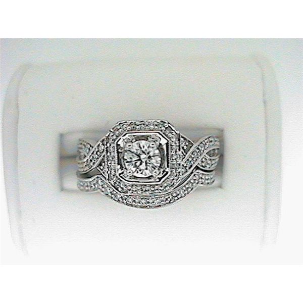 Engagement Ring Blue Water Jewelers Saint Augustine, FL