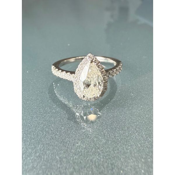 Engagement Ring Blue Water Jewelers Saint Augustine, FL