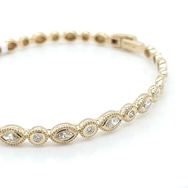 ROYAL JEWELRY MFG, INC. 14K Yellow Gold Diamond Bracelet Blue Water Jewelers Saint Augustine, FL