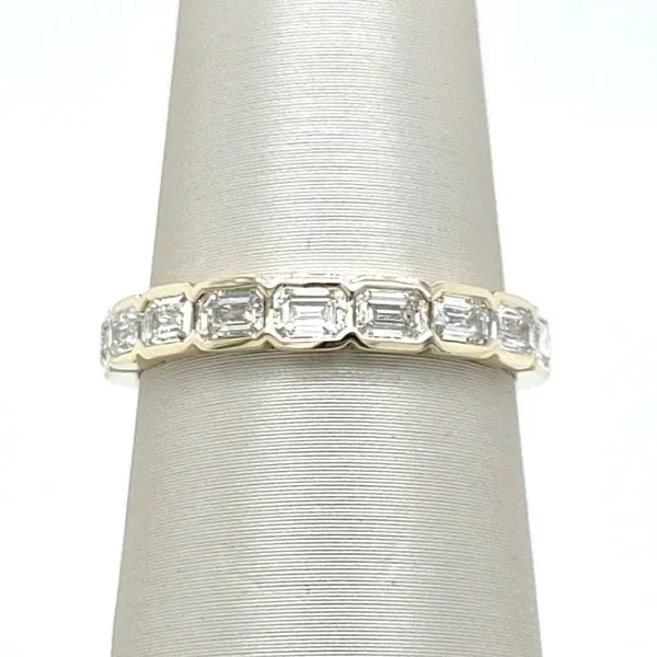 ROYAL JEWELRY MFG, INC. 14K Yellow Gold Wedding Band Blue Water Jewelers Saint Augustine, FL