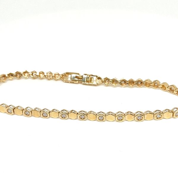 AGI 14K Yellow Gold Bracelet Blue Water Jewelers Saint Augustine, FL