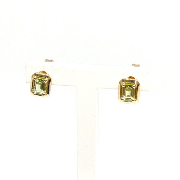 LJ 14K Yellow Gold Earrings Blue Water Jewelers Saint Augustine, FL