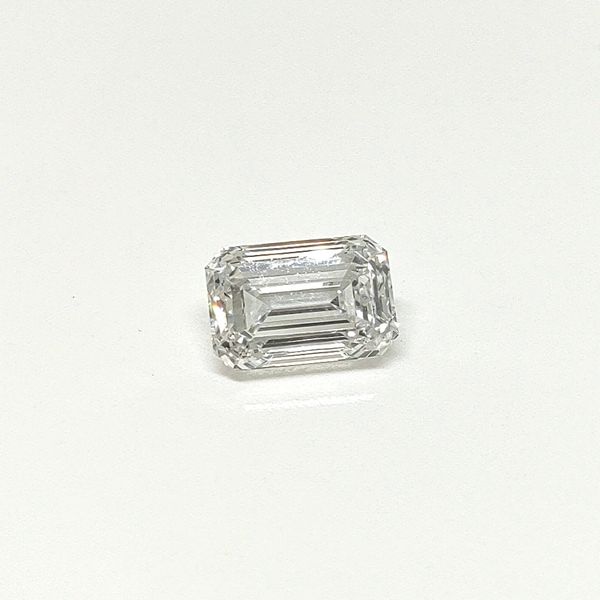 2.51ct D/VVS2 Lab&acirc;�'Grown Emerald Diamond Blue Water Jewelers Saint Augustine, FL