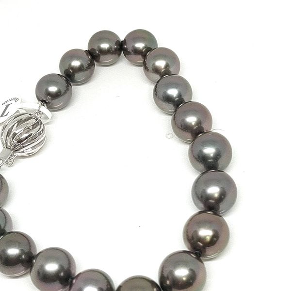 Natural Multi‑Color Tahitian 9–10mm Pearl 7.5" Bracelet 18KW Image 2 Blue Water Jewelers St. Augustine, FL