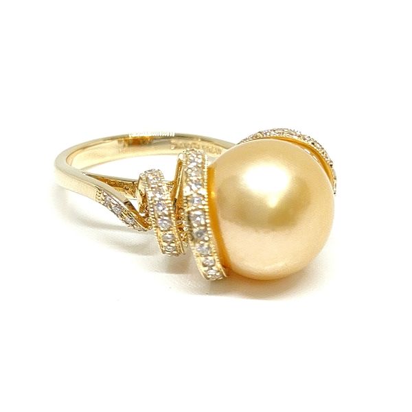 18K Yellow Gold Ring Blue Water Jewelers Saint Augustine, FL