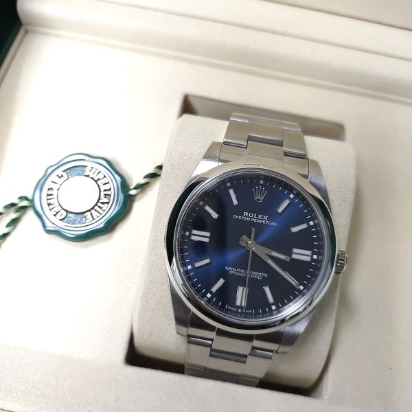 Watch Image 4 Blue Water Jewelers Saint Augustine, FL