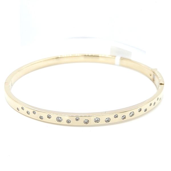 0.38 TCW DIAMOND BANGLE BRACELET Blue Water Jewelers Saint Augustine, FL