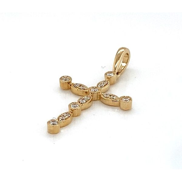 Diamond Pendant Blue Water Jewelers Saint Augustine, FL