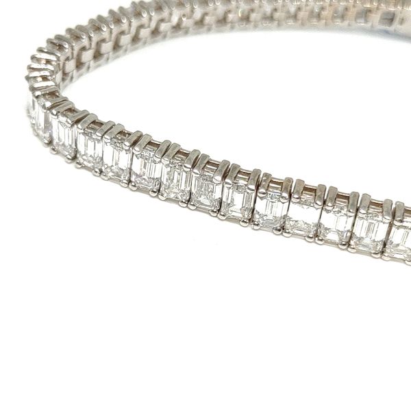 14K White Gold Tennis Bracelet Blue Water Jewelers Saint Augustine, FL