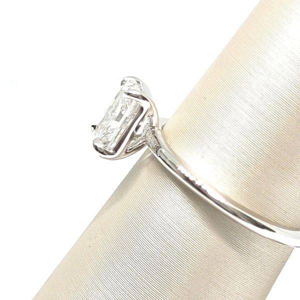 18K White Gold Solitaire Ring Image 2 Blue Water Jewelers Saint Augustine, FL