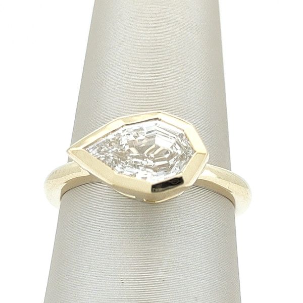 14K Yellow Gold Ring Blue Water Jewelers St. Augustine, FL