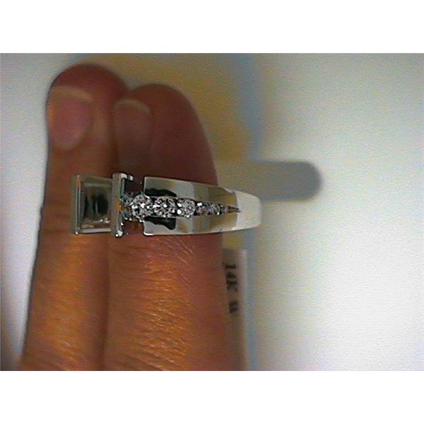 Semi- Mount Blue Water Jewelers Saint Augustine, FL