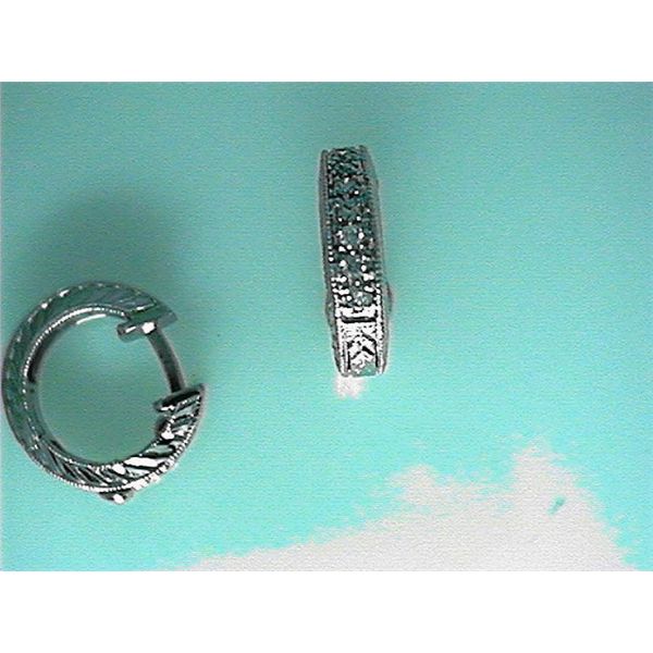 Stud Earrings Blue Water Jewelers Saint Augustine, FL