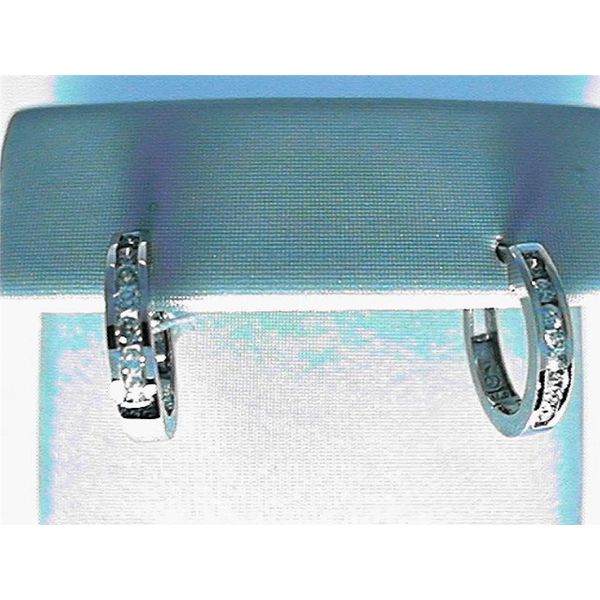 Stud Earrings Blue Water Jewelers Saint Augustine, FL