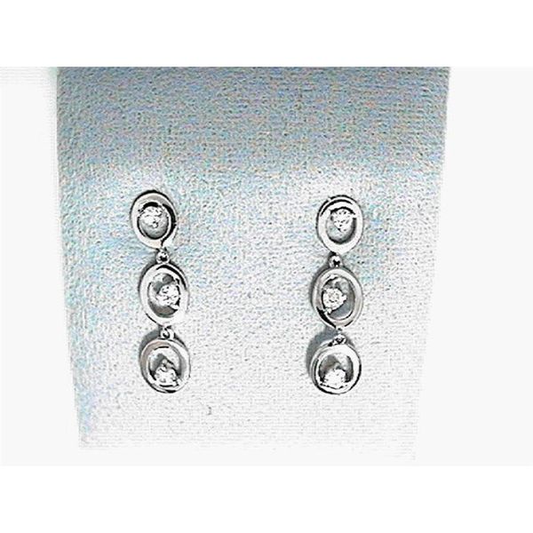 Stud Earrings Blue Water Jewelers Saint Augustine, FL