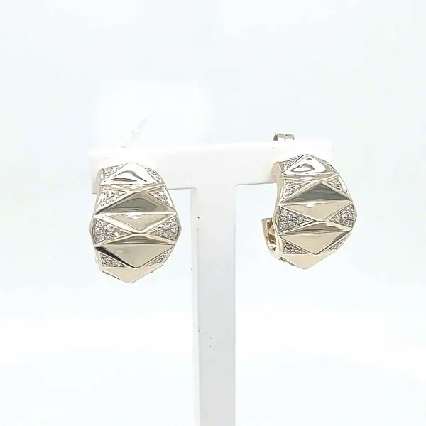 0.16 TCW DIAMOND PYRAMID GEO CUT HUGGIE EARRINGS Blue Water Jewelers Saint Augustine, FL