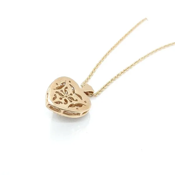 DIAMOND PENDANT WITH CHAIN Image 4 Blue Water Jewelers Saint Augustine, FL