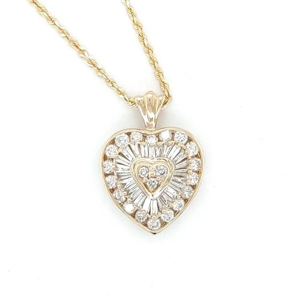DIAMOND PENDANT WITH CHAIN Blue Water Jewelers Saint Augustine, FL
