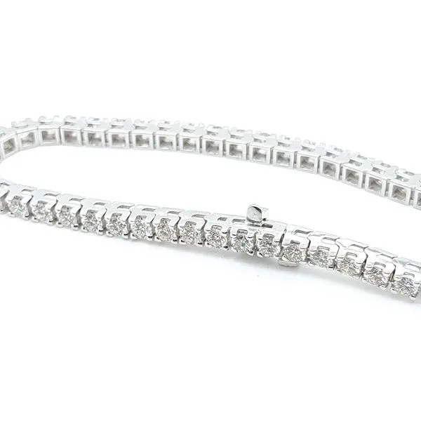 DIAMOND TENNIS BRACELET Image 2 Blue Water Jewelers Saint Augustine, FL