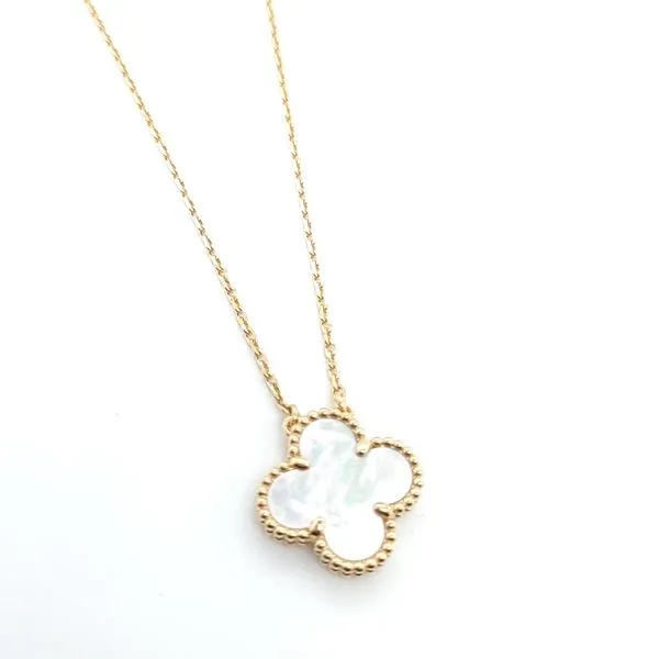 MOTHER OF PEARL CLOVER PENDANT NECKLACE Blue Water Jewelers Saint Augustine, FL