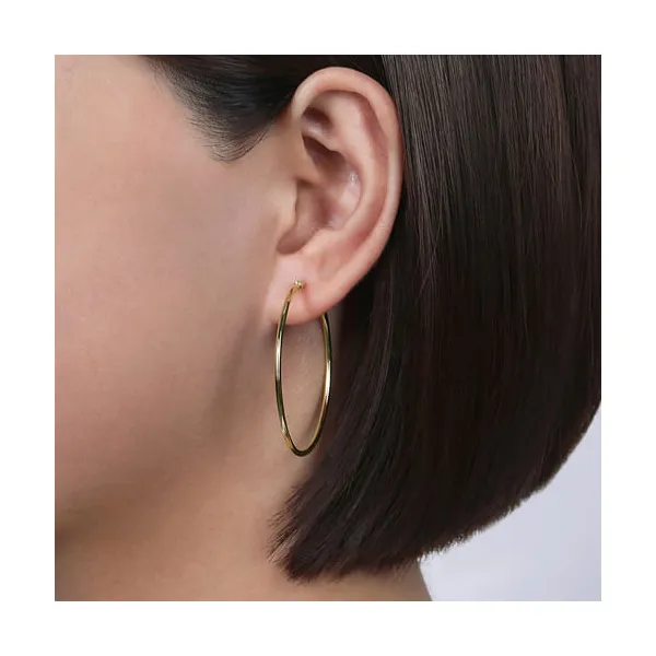 GOLD HOOP EARRINGS Image 2 Blue Water Jewelers Saint Augustine, FL