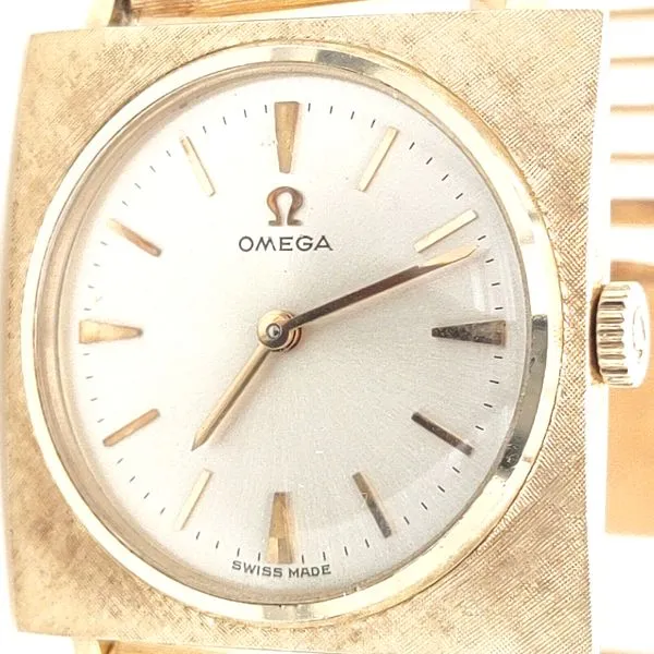 OMEGA WOMEN'S WATCH Image 2 Blue Water Jewelers Saint Augustine, FL