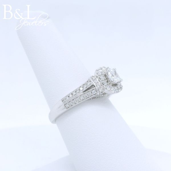 Engagement Ring Image 2 B & L Jewelers Danville, KY