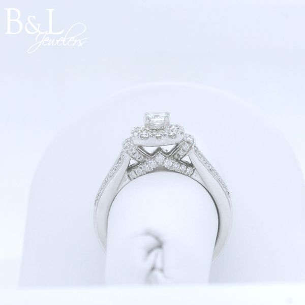 Engagement Ring Image 3 B & L Jewelers Danville, KY