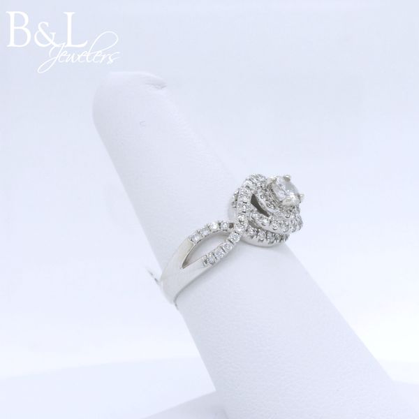 Engagement Ring Image 2 B & L Jewelers Danville, KY