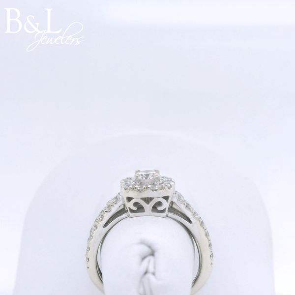Engagement Ring Image 3 B & L Jewelers Danville, KY