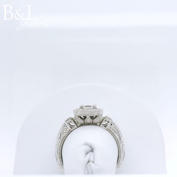 Engagement Ring Image 3 B & L Jewelers Danville, KY