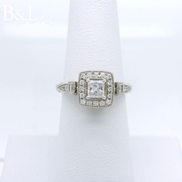 Engagement Ring B & L Jewelers Danville, KY