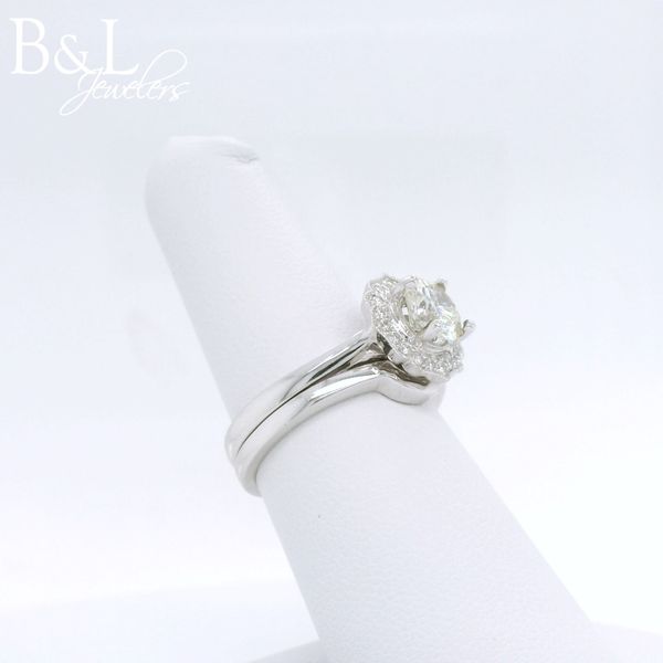 Engagement Ring Image 2 B & L Jewelers Danville, KY