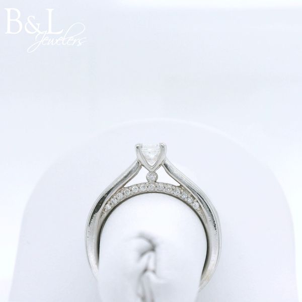 Engagement Ring Image 3 B & L Jewelers Danville, KY