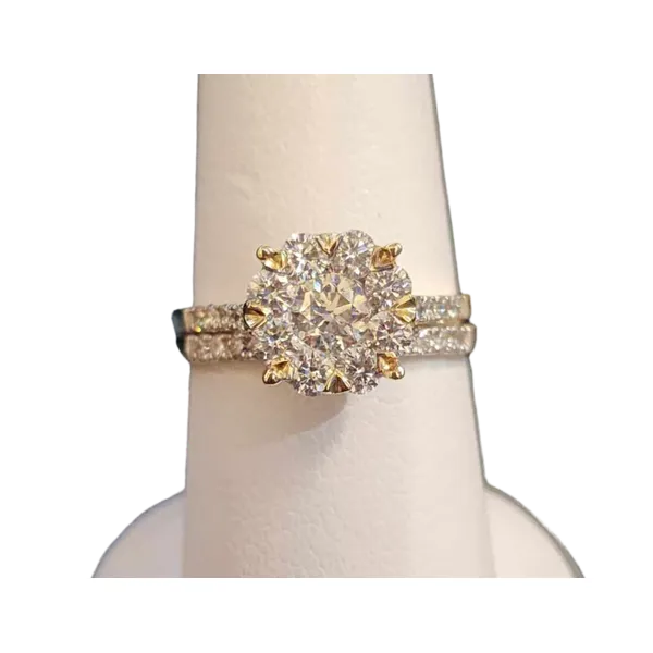 Engagement Ring B & L Jewelers Danville, KY