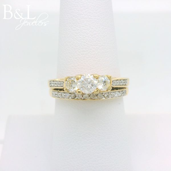 Engagement Ring B & L Jewelers Danville, KY