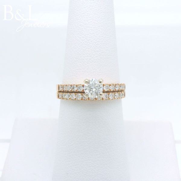 Engagement Ring B & L Jewelers Danville, KY