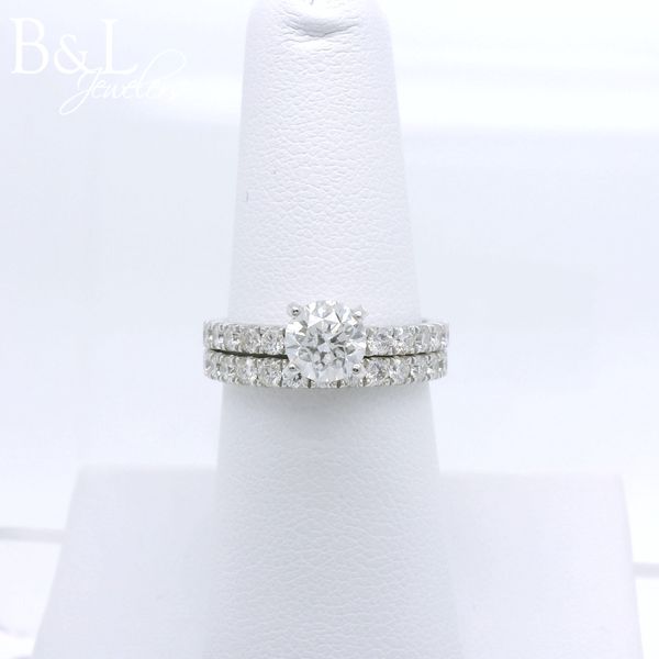 Engagement Ring B & L Jewelers Danville, KY