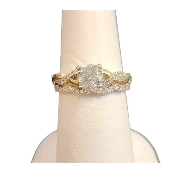 Engagement Ring B & L Jewelers Danville, KY