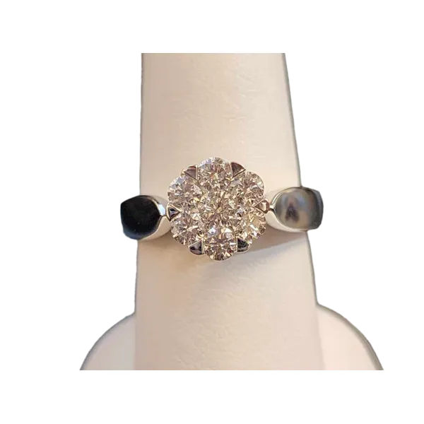 Engagement Ring B & L Jewelers Danville, KY